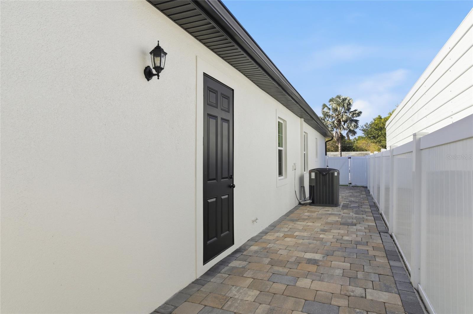 PURITY SPGS HEIGHTS 4 - Residential Lease