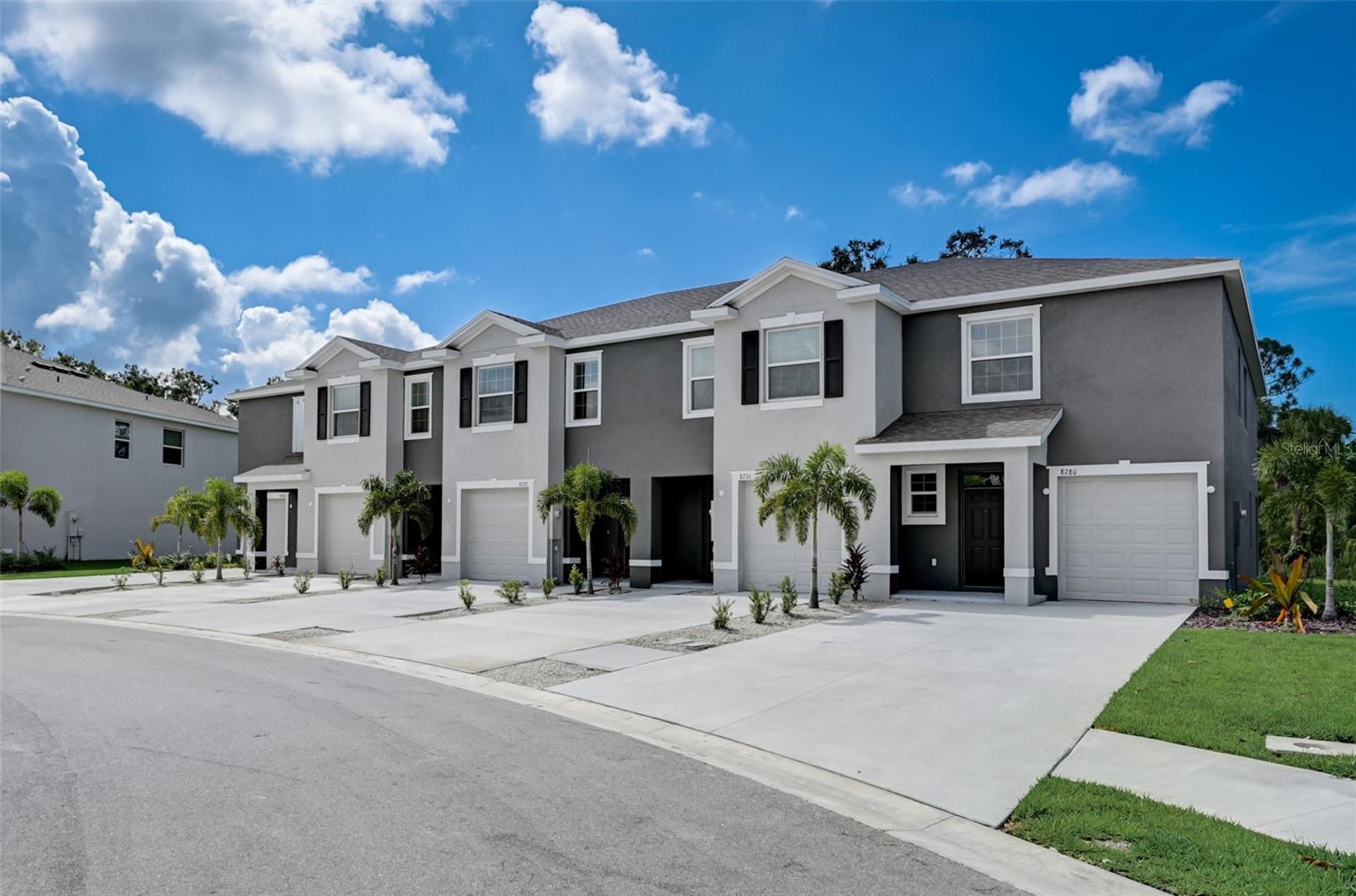 PROMENADE EAST - Residential