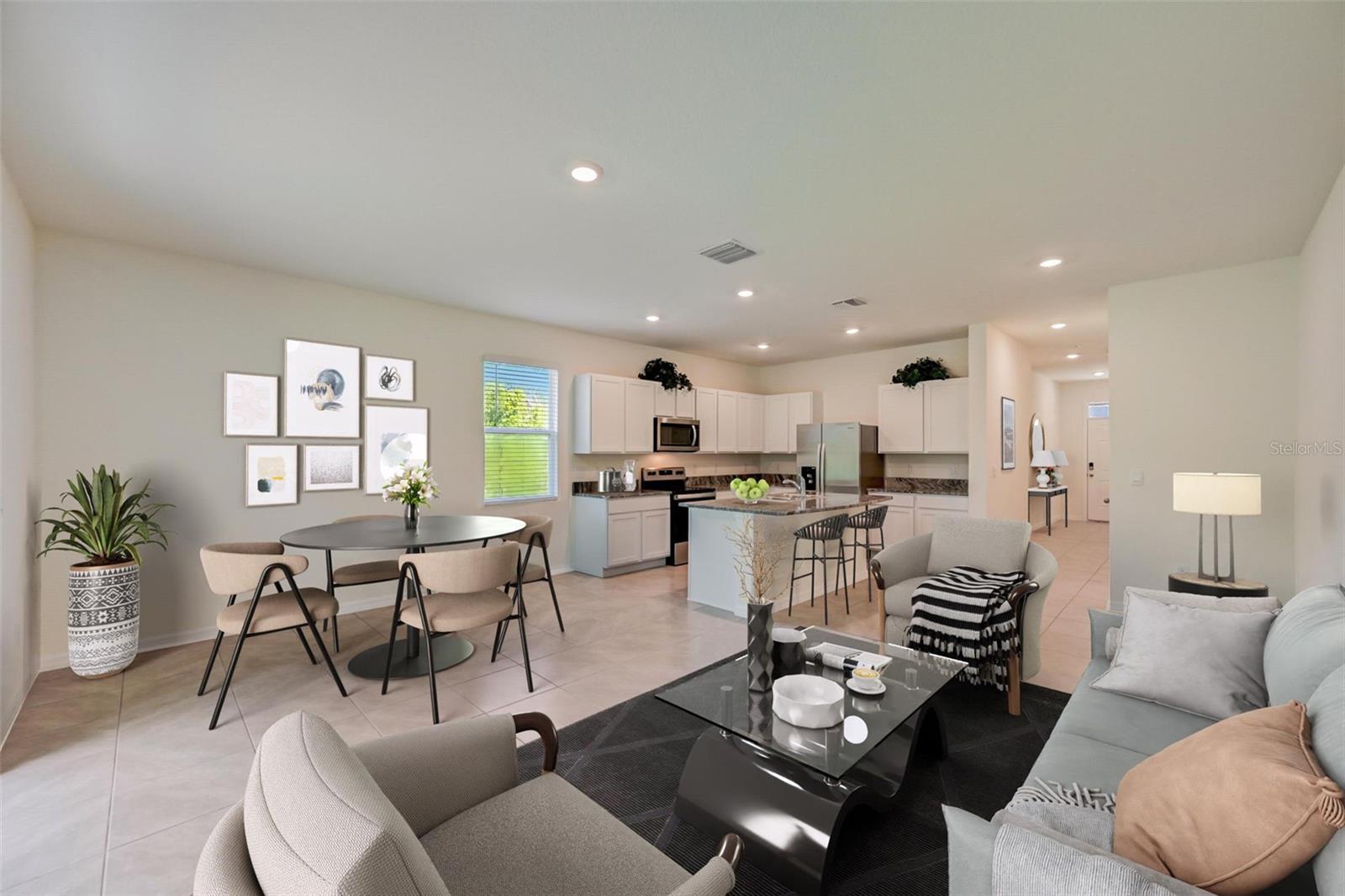 PROMENADE EAST - Residential