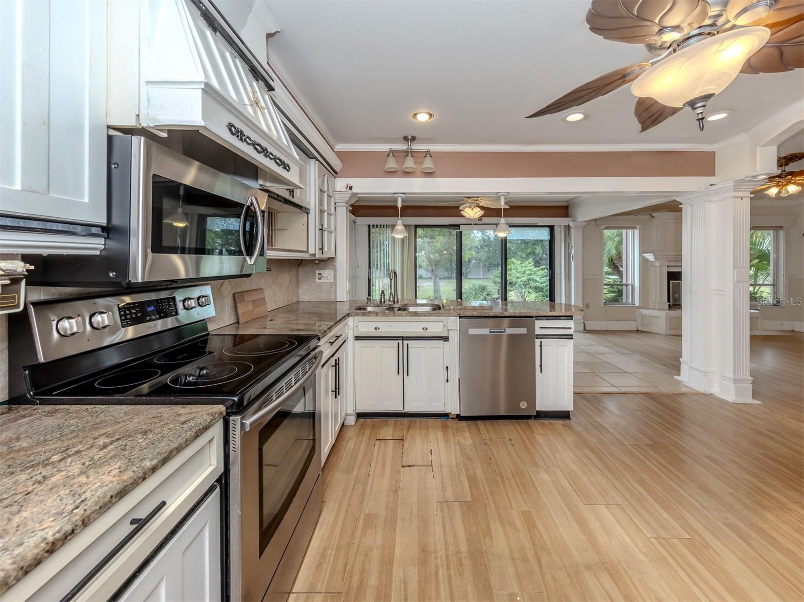 FOXWOOD - Residential