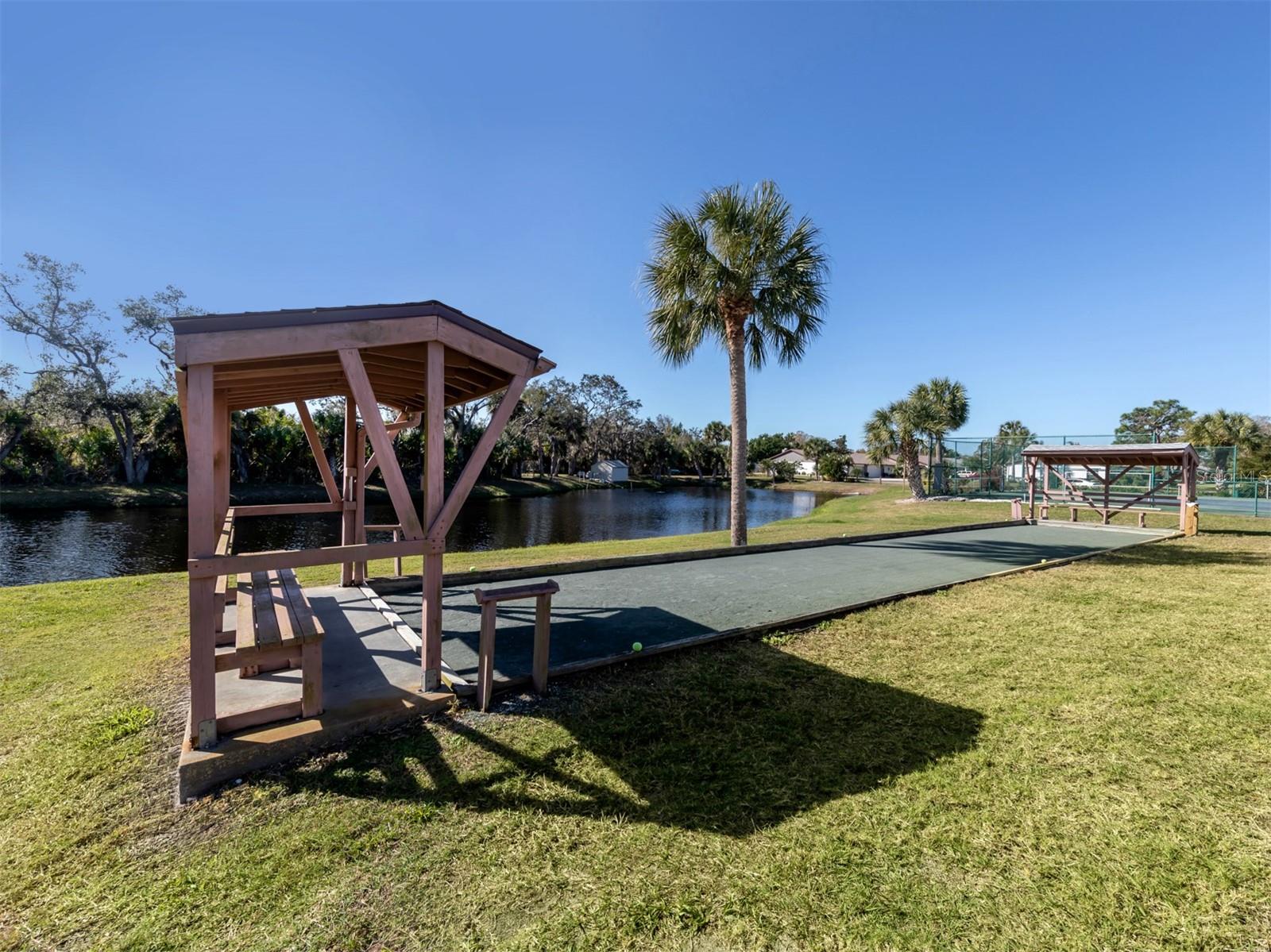 FOXWOOD - Residential