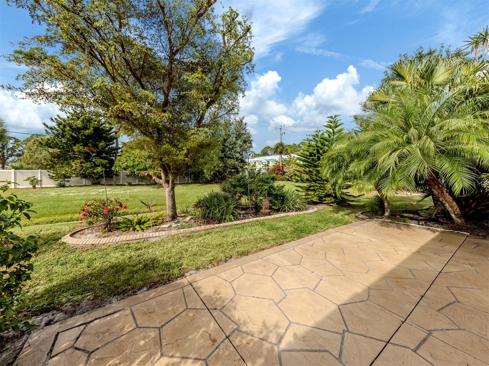 FOXWOOD - Residential