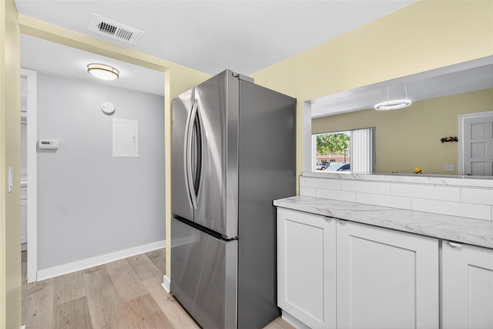 ON TOP OF THE WORLD - Residential