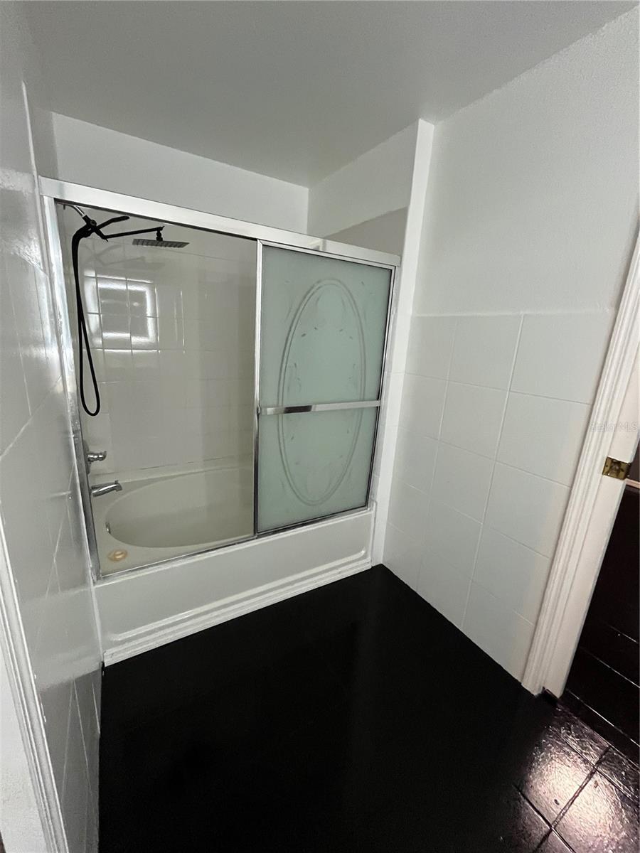 PARKLAND SCHOOL ADD - Residential Lease