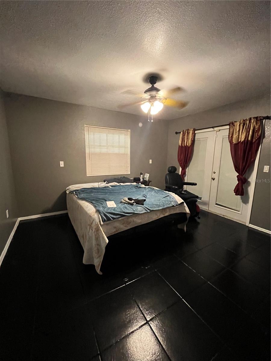 PARKLAND SCHOOL ADD - Residential Lease