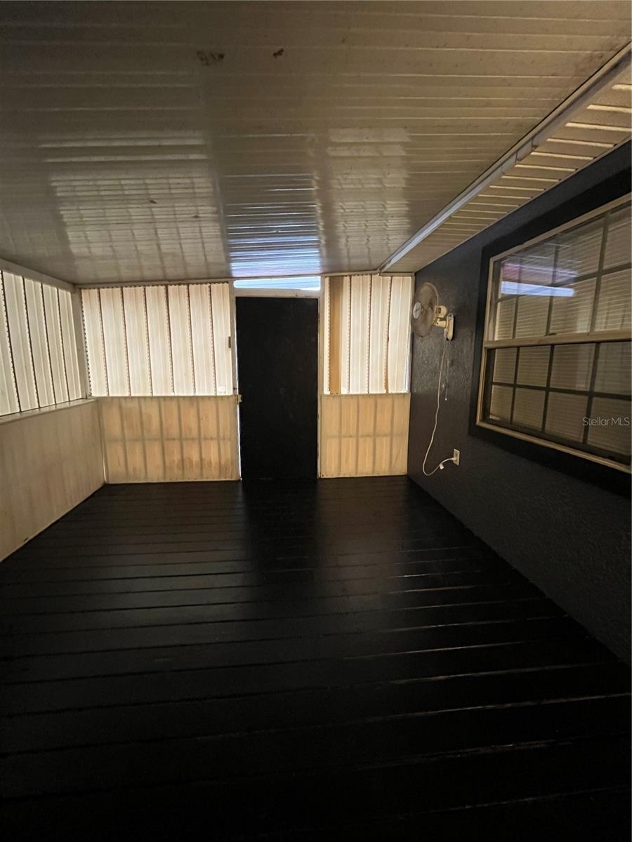 PARKLAND SCHOOL ADD - Residential Lease