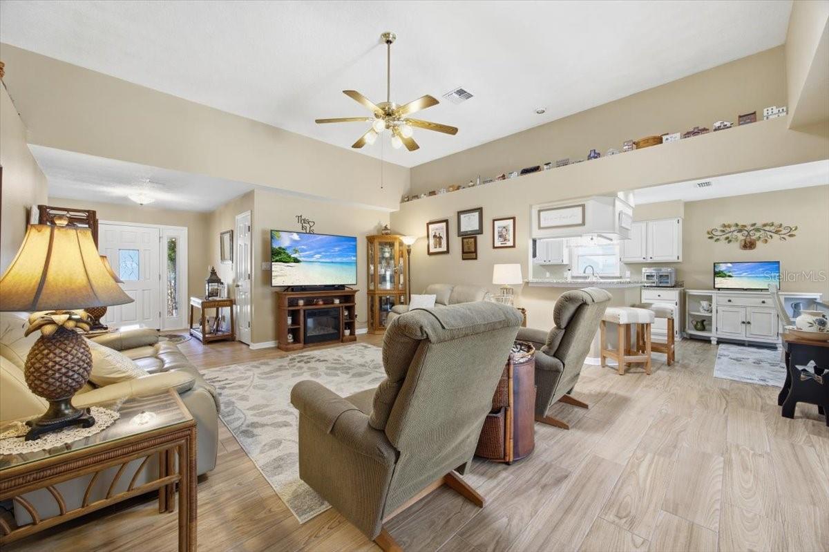 SWEETWATER GOLF & TENNIS CLUB ADD 02 - Residential