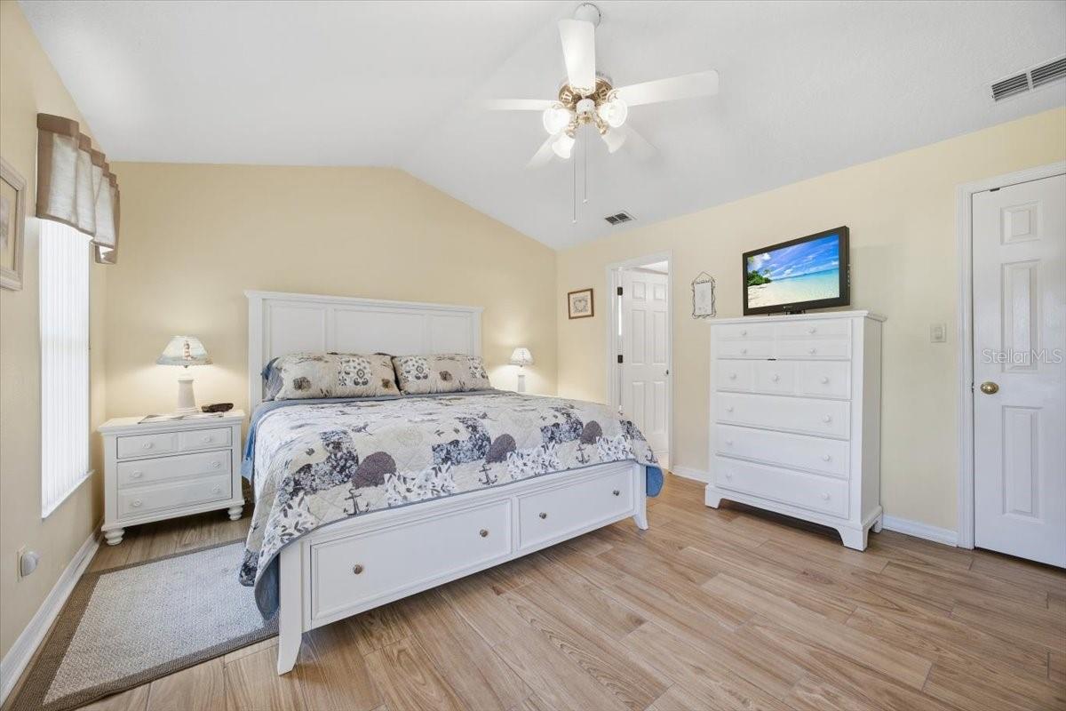 SWEETWATER GOLF & TENNIS CLUB ADD 02 - Residential
