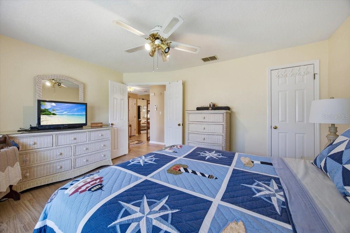 SWEETWATER GOLF & TENNIS CLUB ADD 02 - Residential
