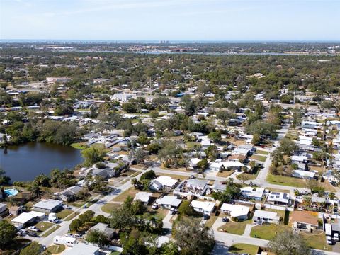 A home in SEMINOLE