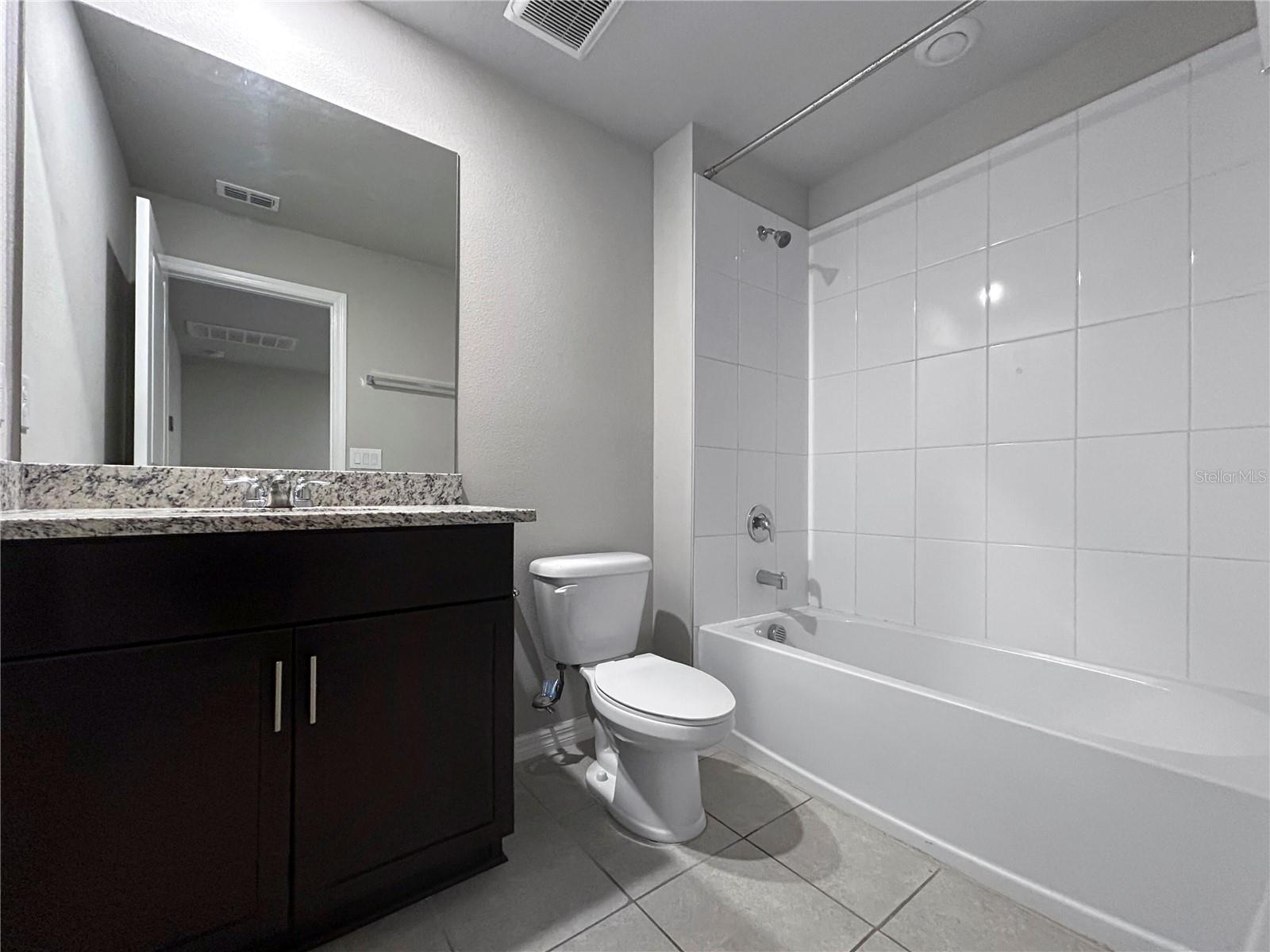 PRESTON OAKS TWNHMS - Residential