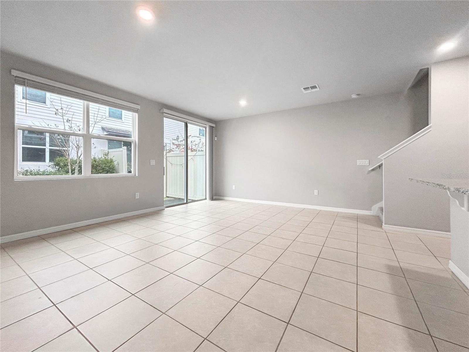 PRESTON OAKS TWNHMS - Residential