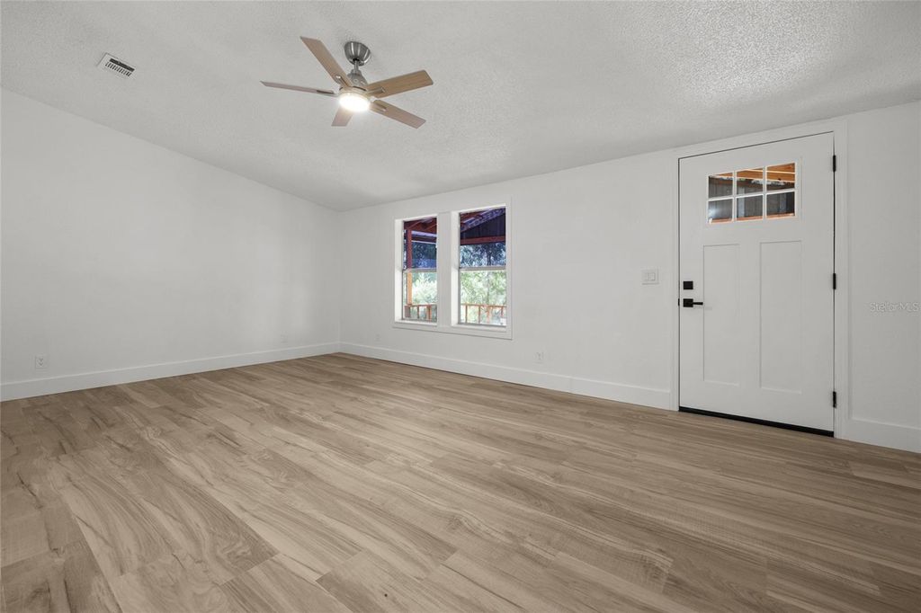 Photo of 293 SE Dan Court, Lake City, FL 32025 (MLS # GC536282)