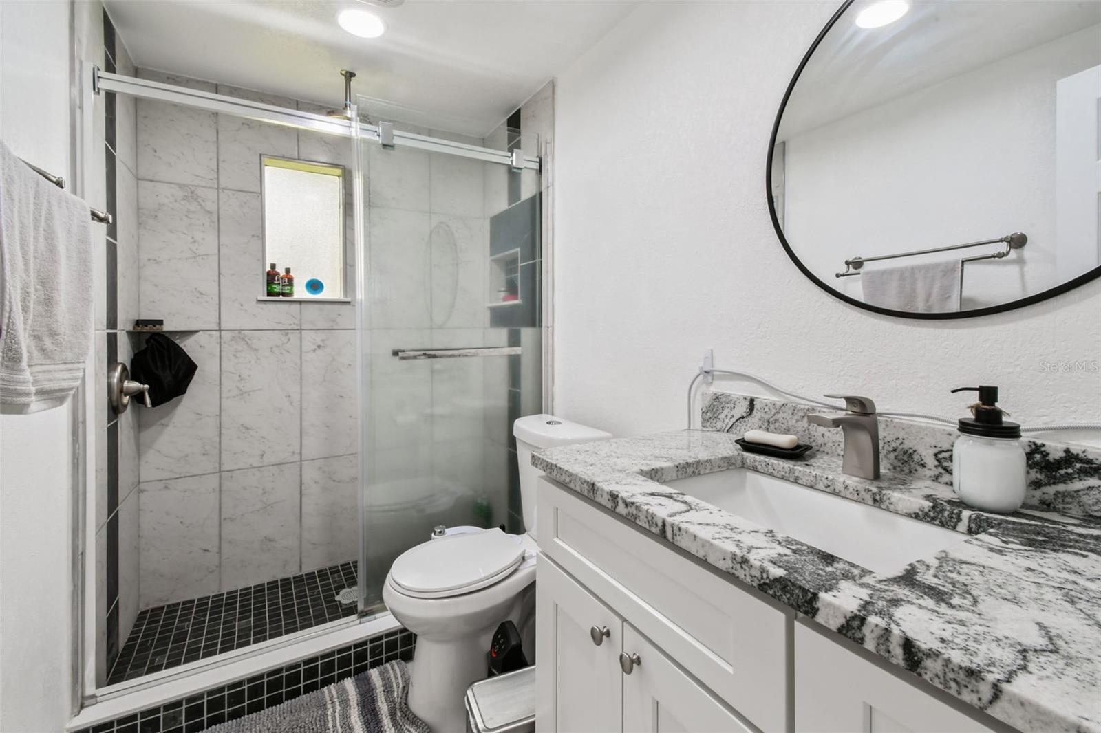 JOHNSON JOHNSTON & EDWARDS - Residential