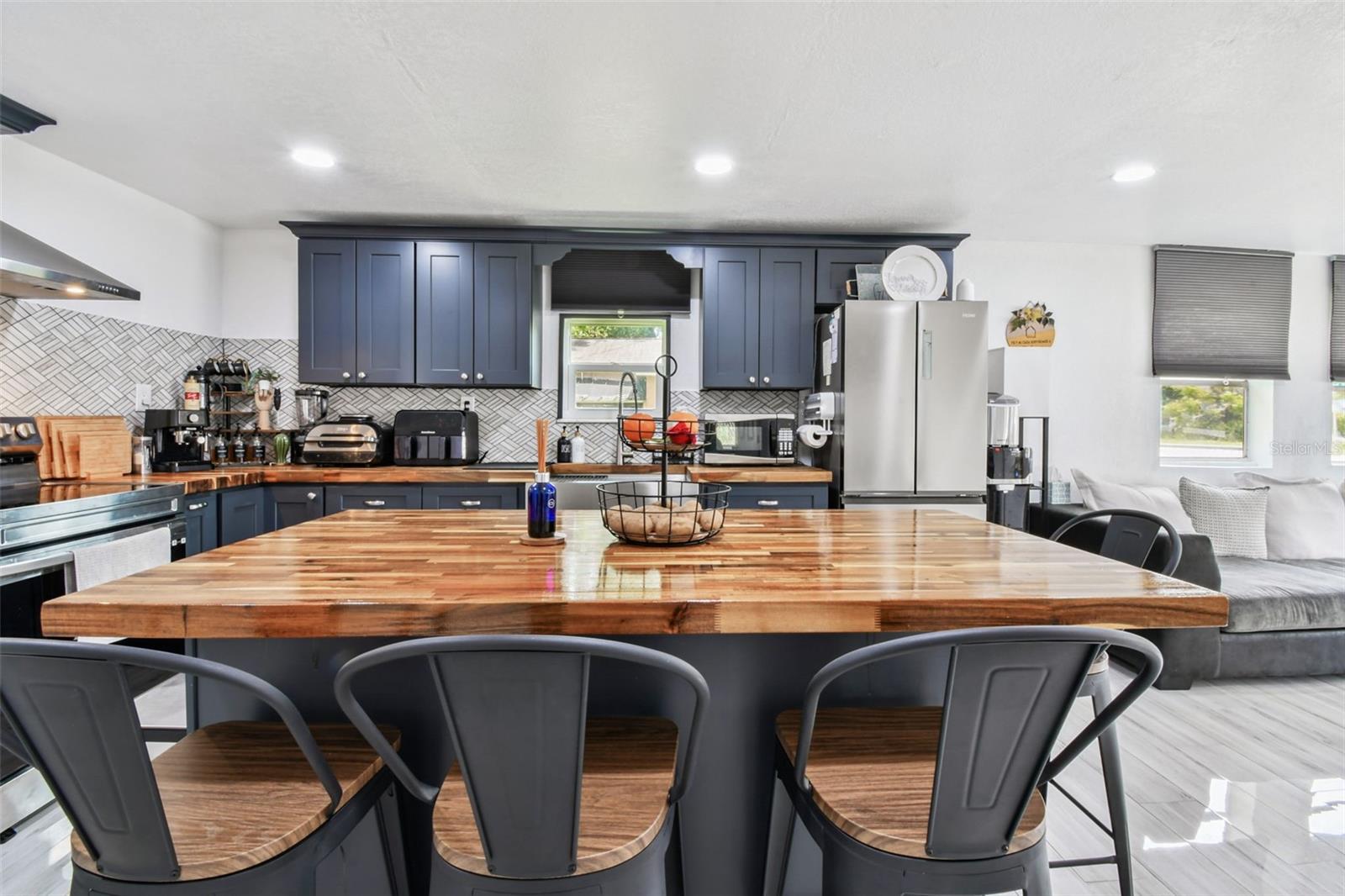 JOHNSON JOHNSTON & EDWARDS - Residential