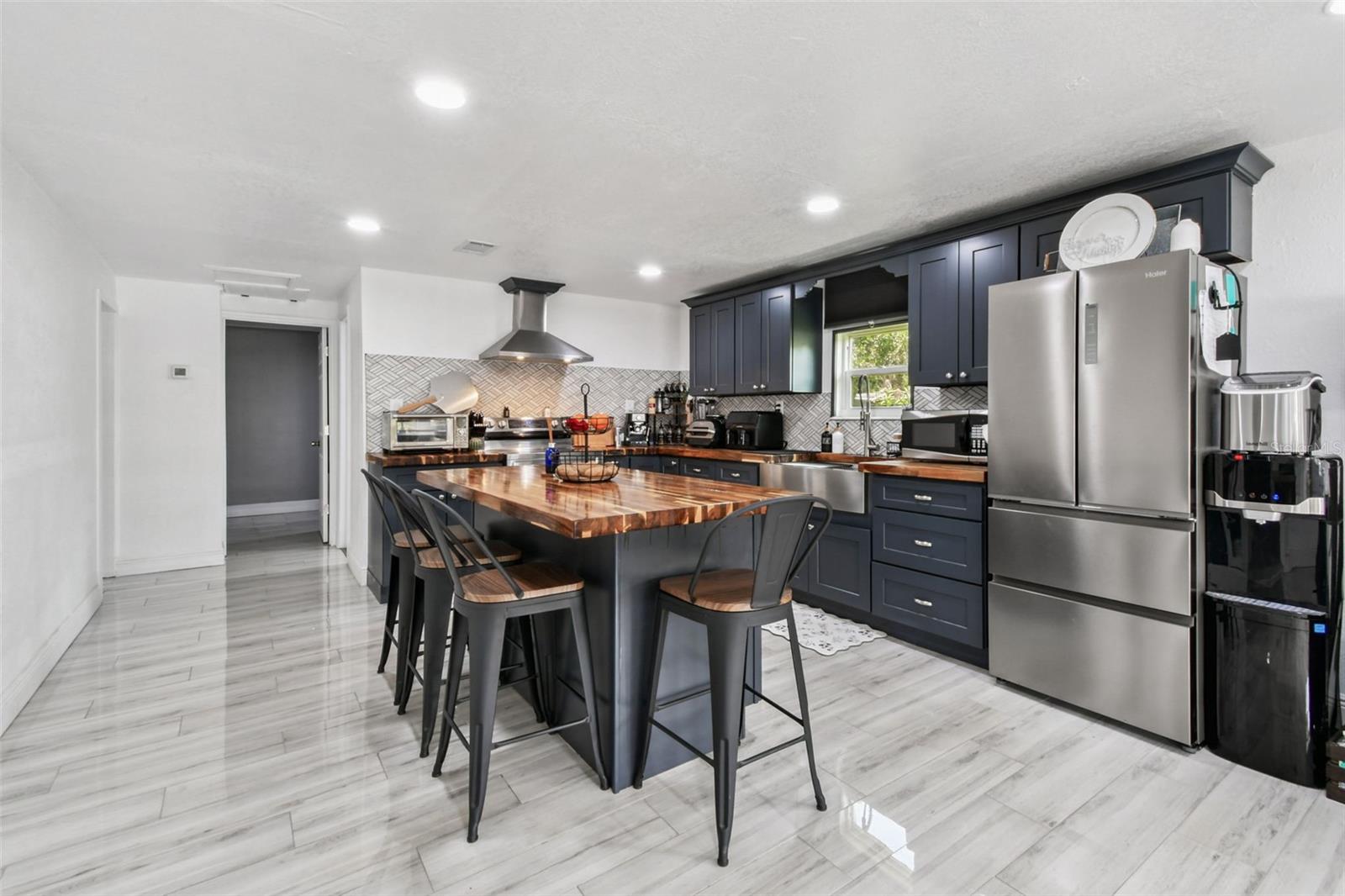 JOHNSON JOHNSTON & EDWARDS - Residential