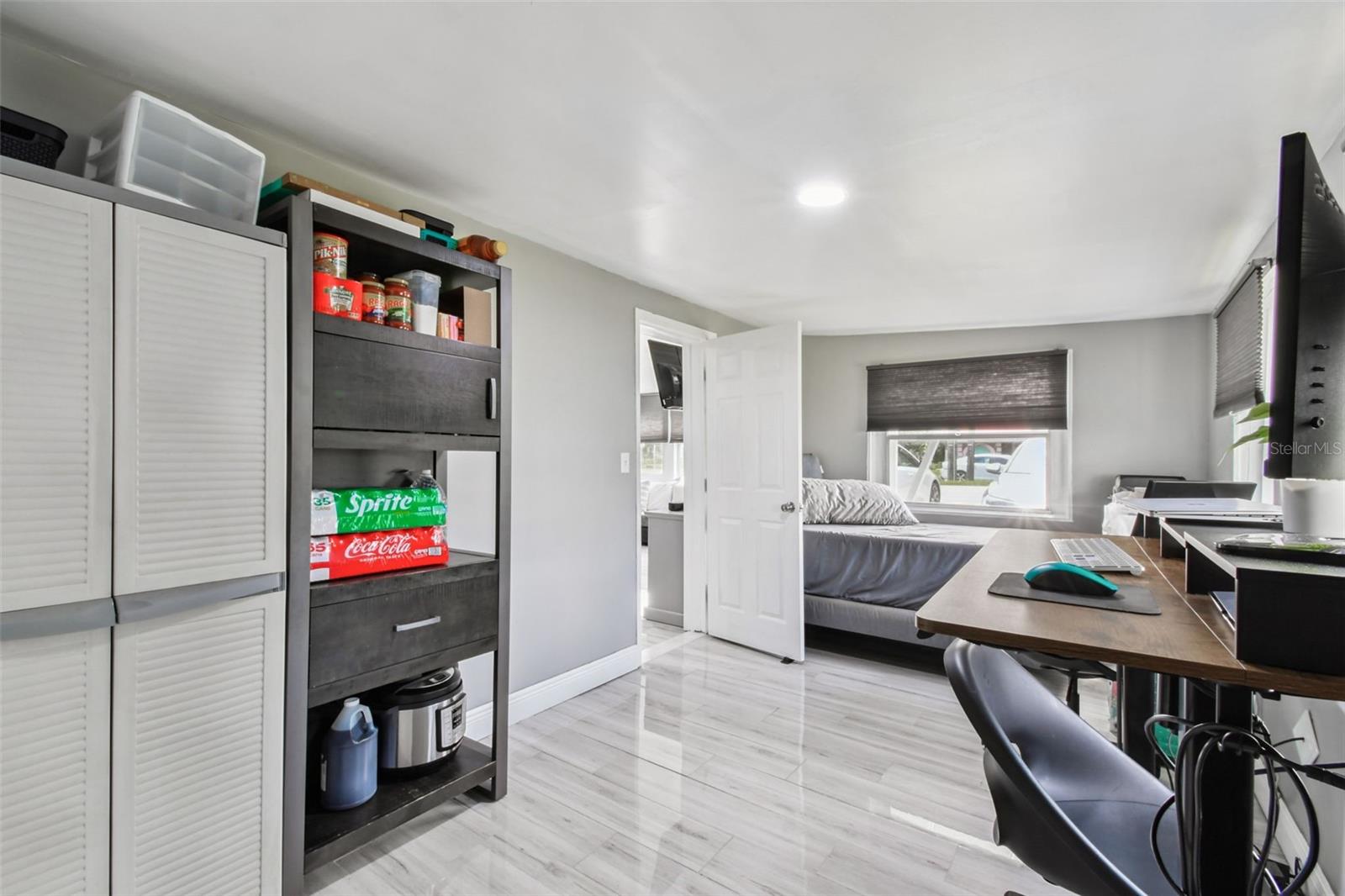 JOHNSON JOHNSTON & EDWARDS - Residential