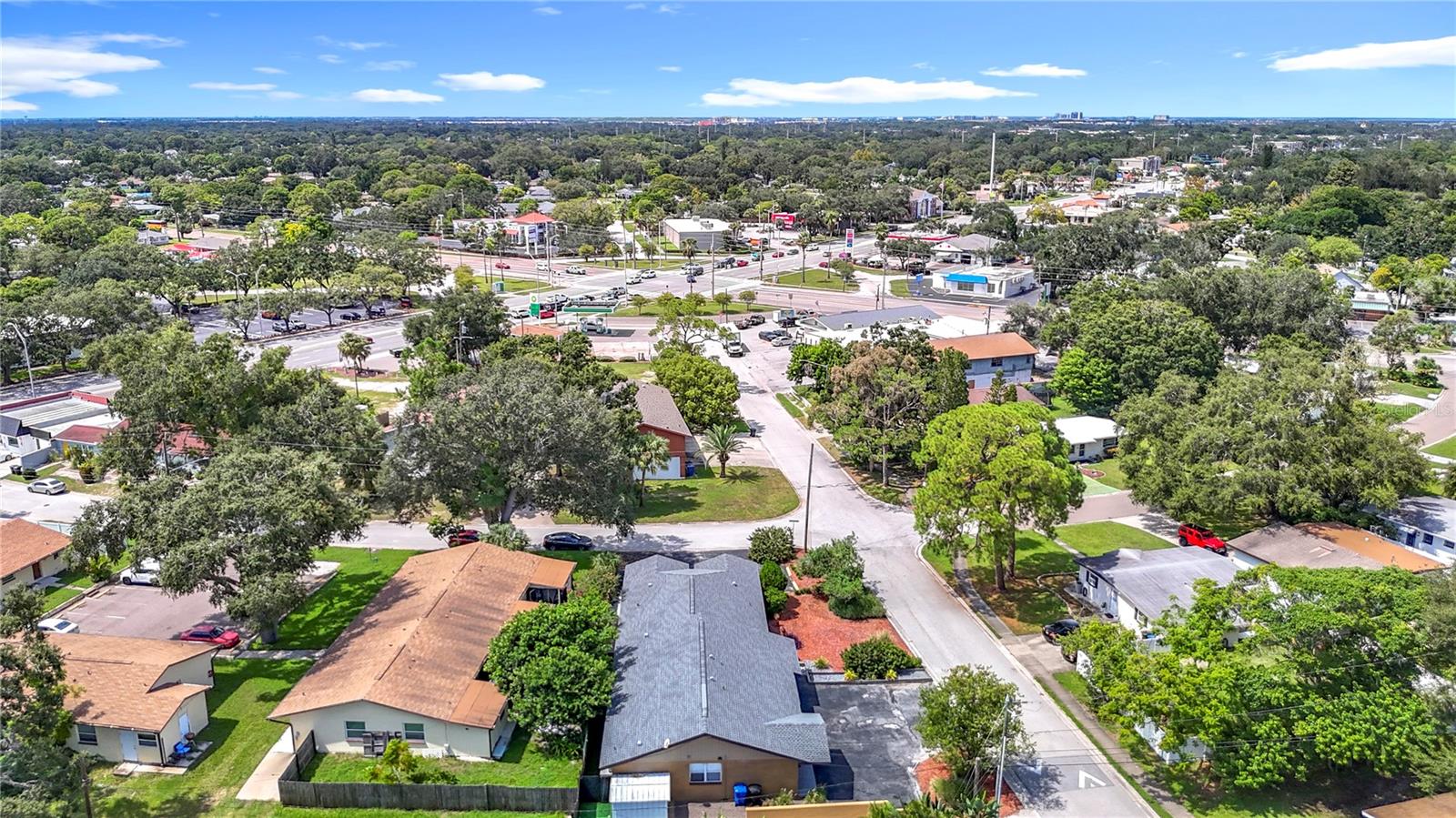 139 NE JEFFERSON CIRCLE N