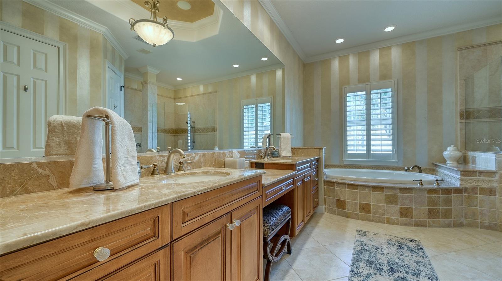 SILVER OAK - Residential