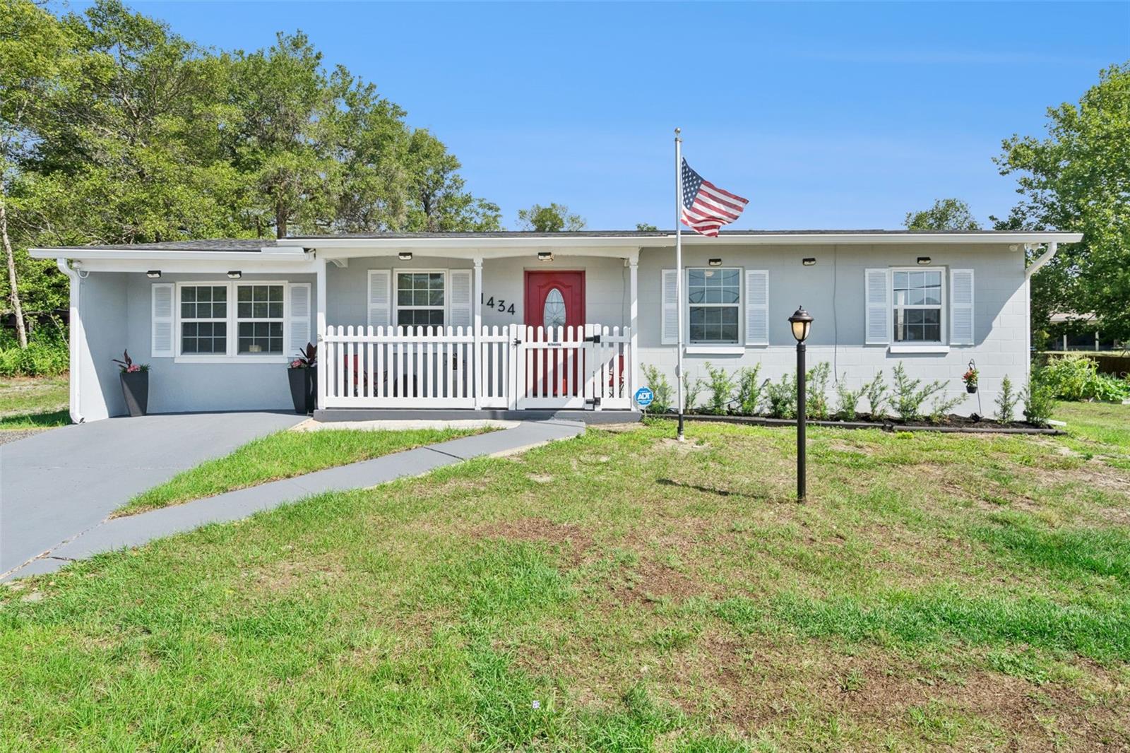 1434 DELTONA BOULEVARD