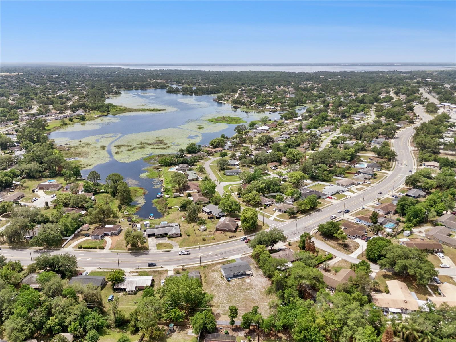 DELTONA LAKES UNIT 06 - Residential