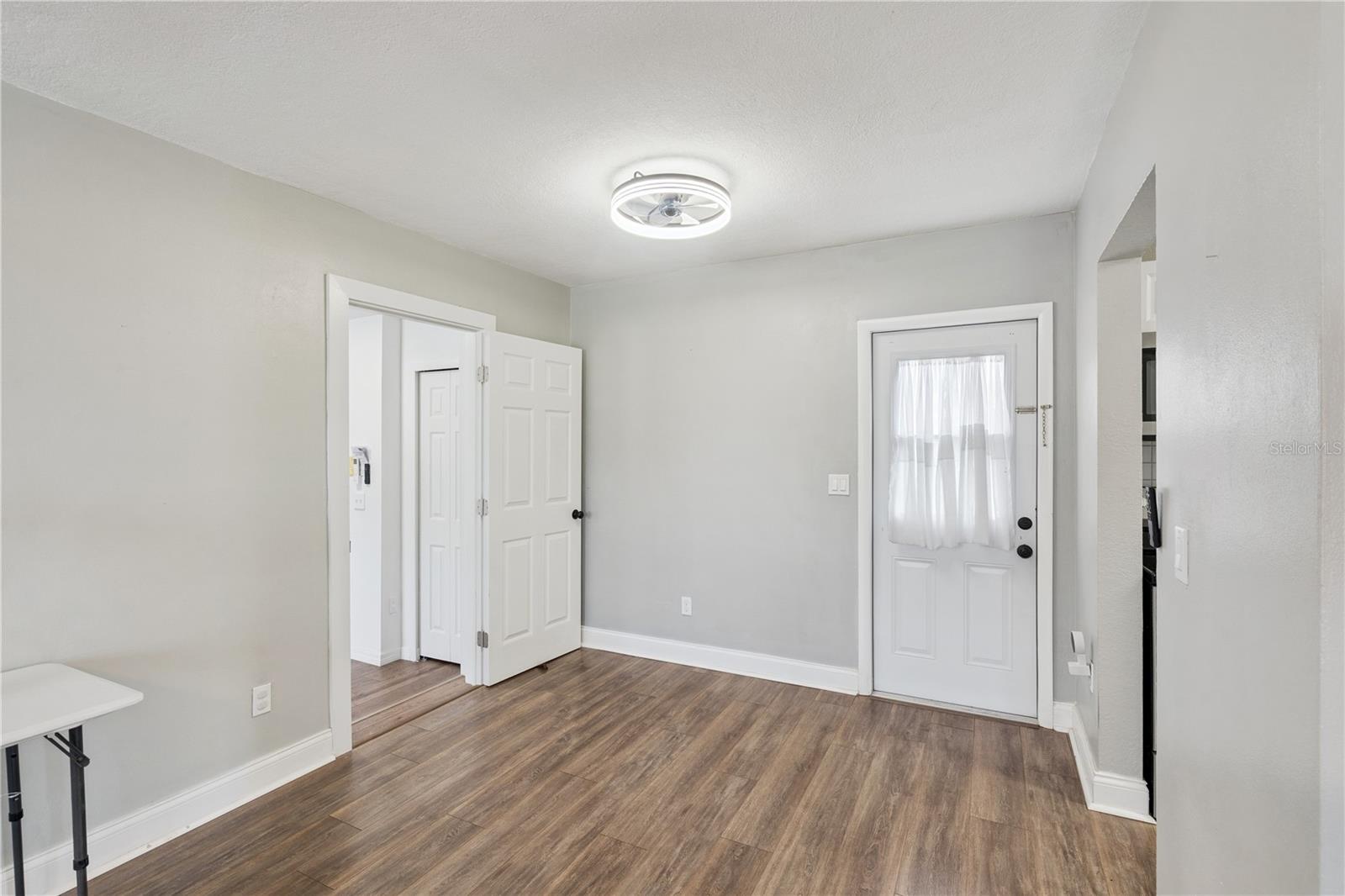 DELTONA LAKES UNIT 06 - Residential