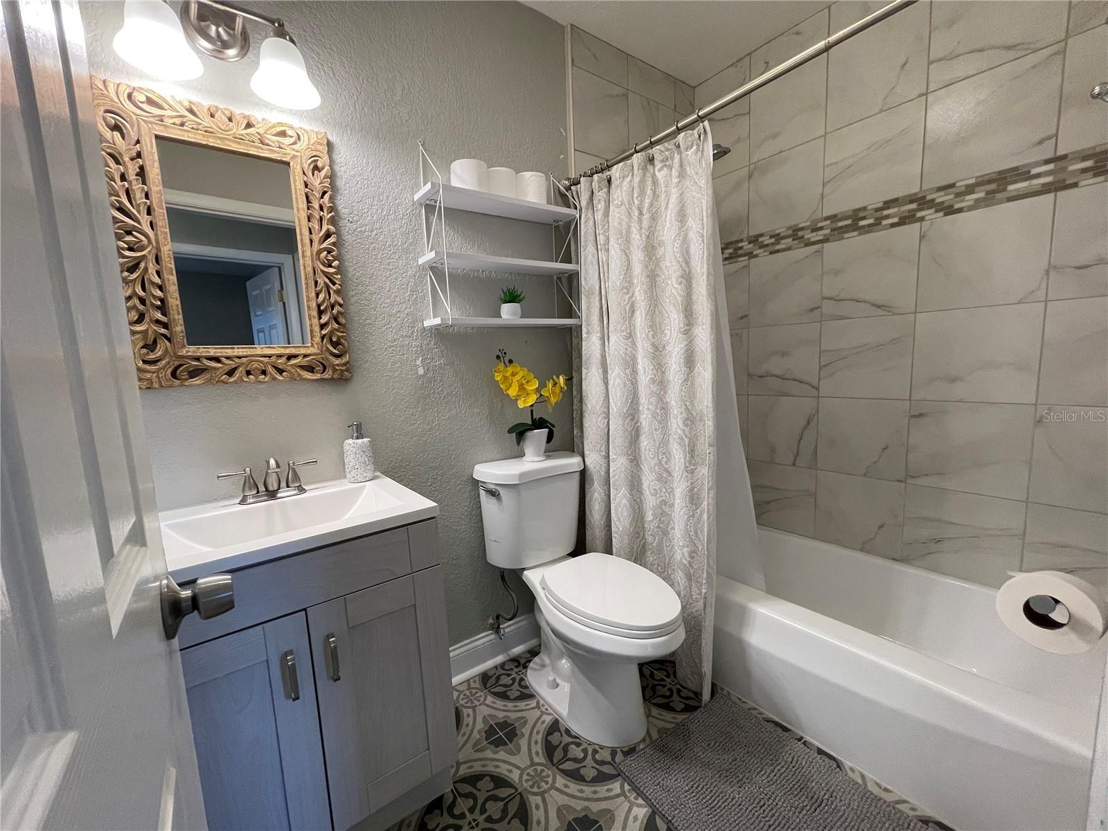 DELTONA LAKES UNIT 06 - Residential