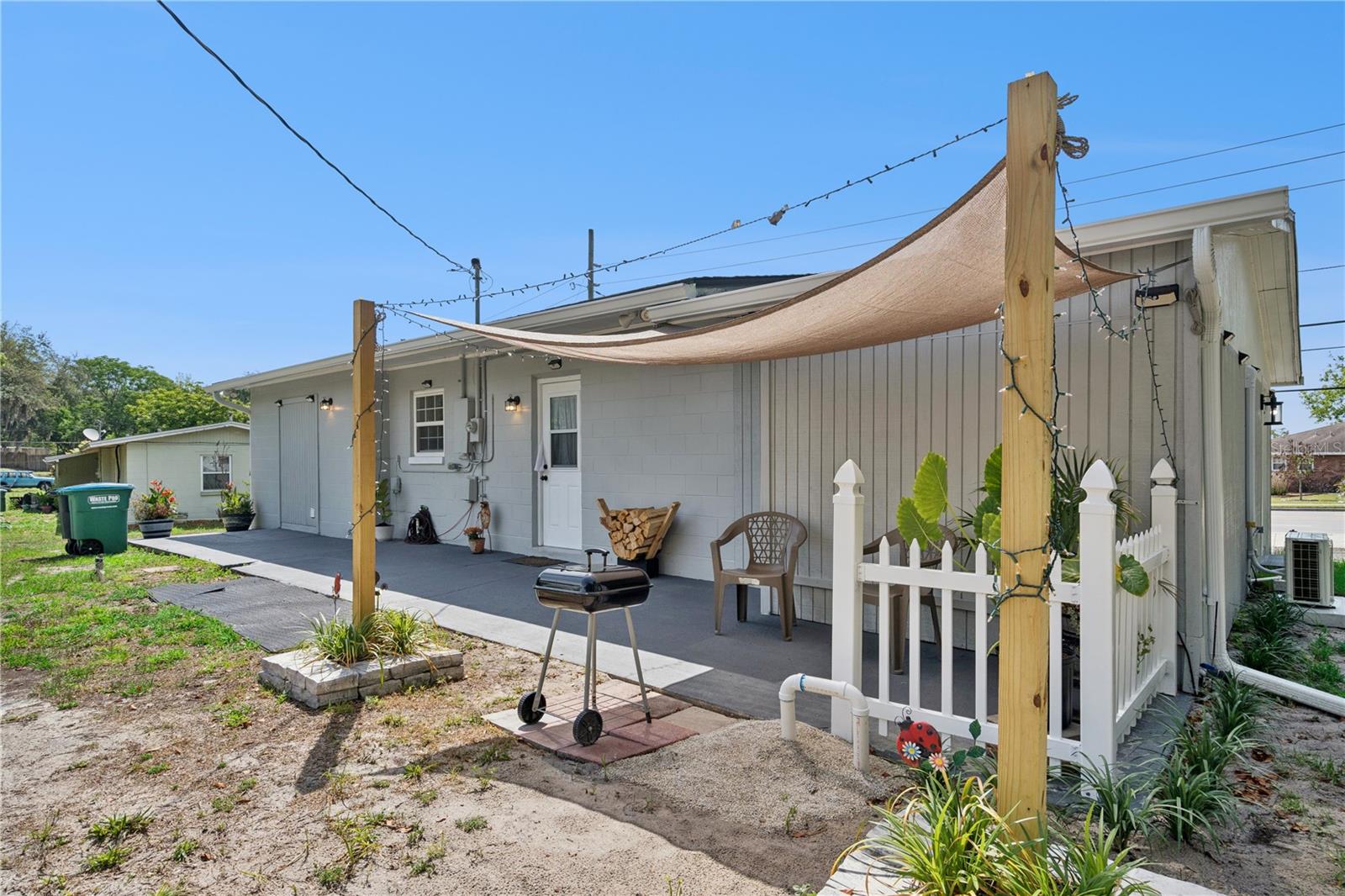 DELTONA LAKES UNIT 06 - Residential