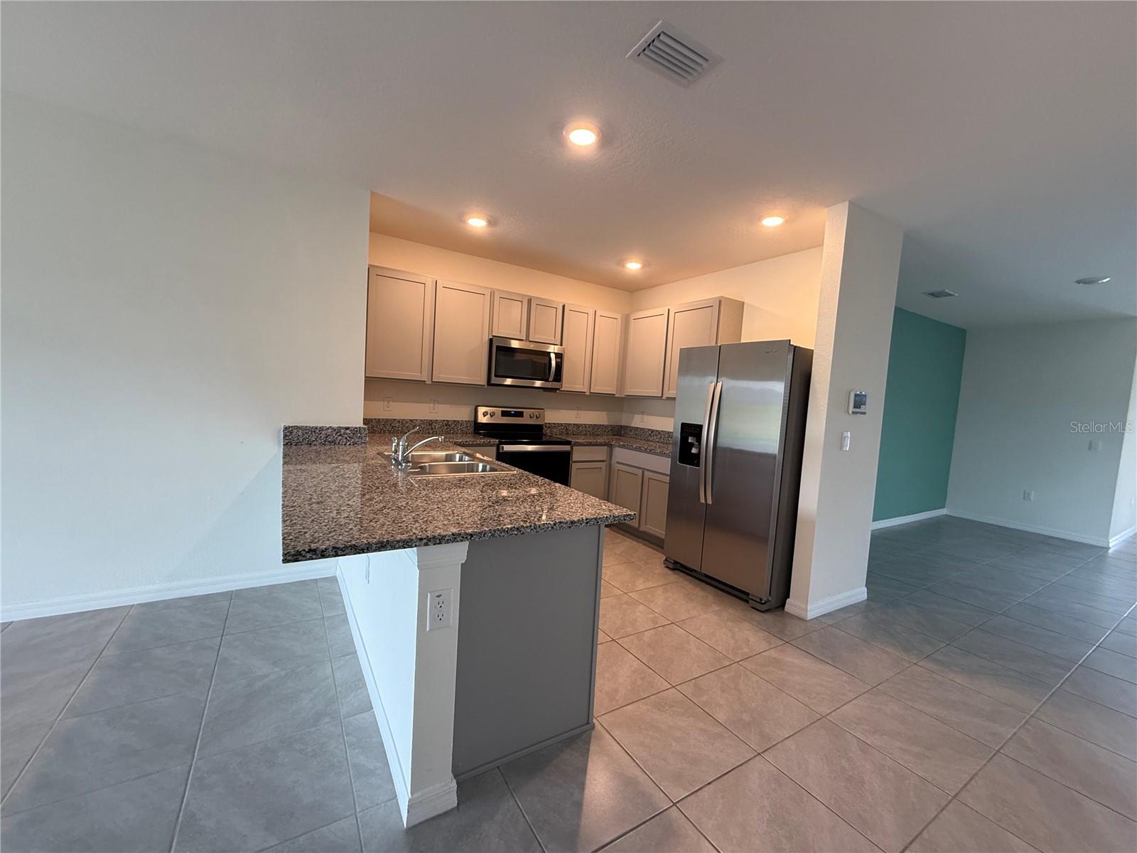 VARREA PH 1 - Residential Lease