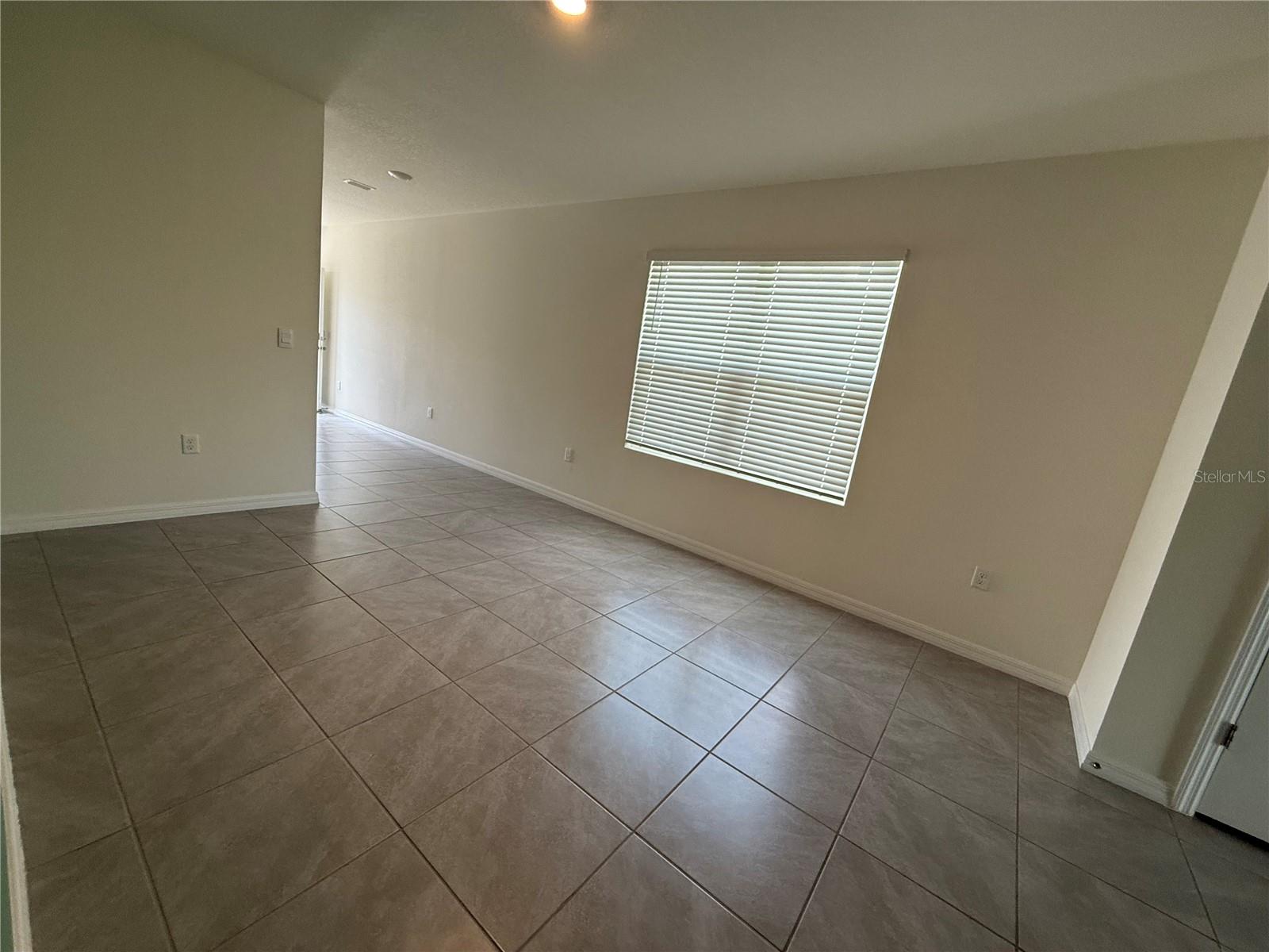 VARREA PH 1 - Residential Lease