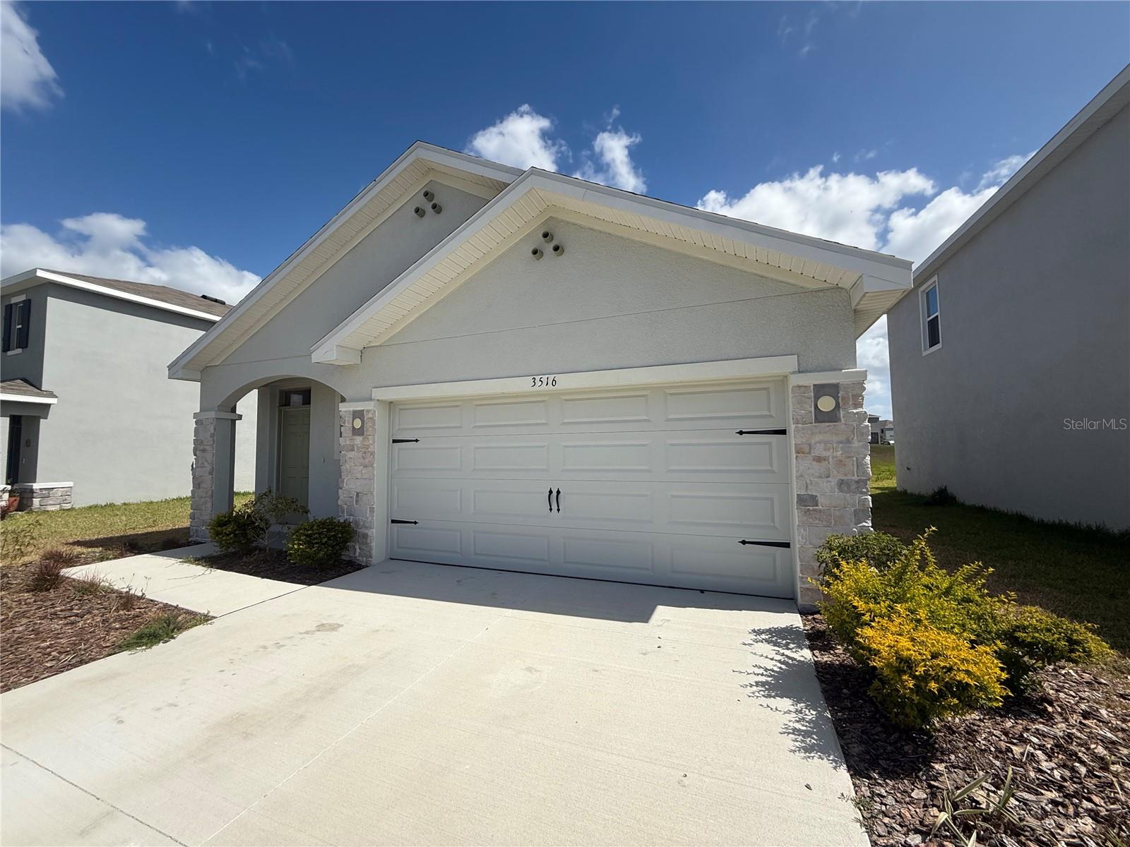 VARREA PH 1 - Residential Lease