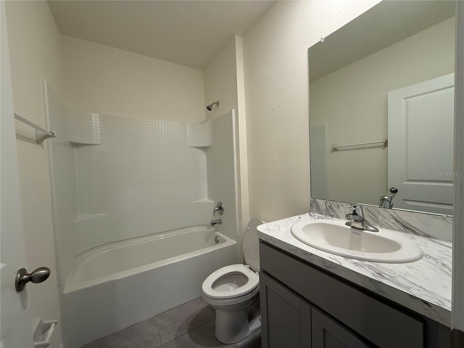 VARREA PH 1 - Residential Lease