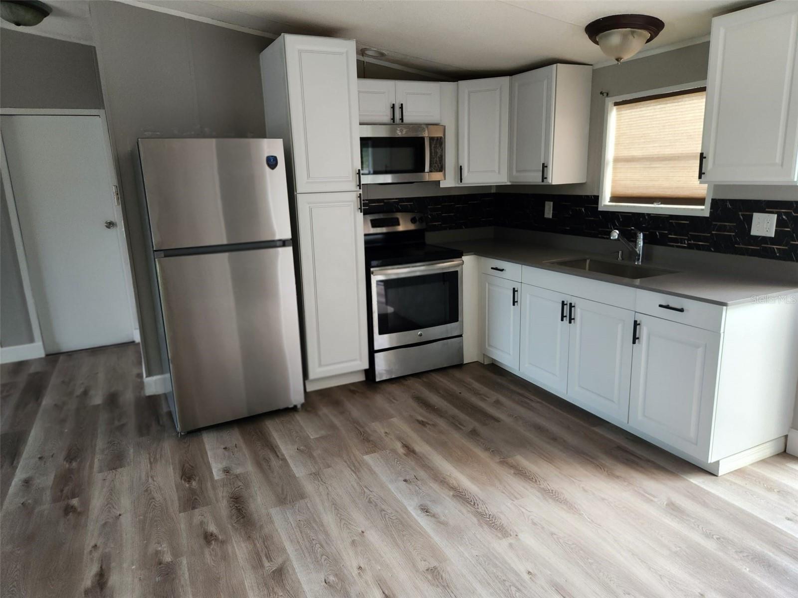 TAFT TOWN - Residential