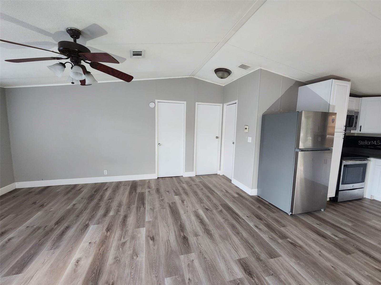 TAFT TOWN - Residential