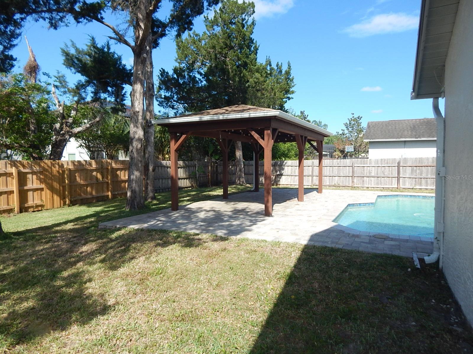 BEAR CREEK - Residential