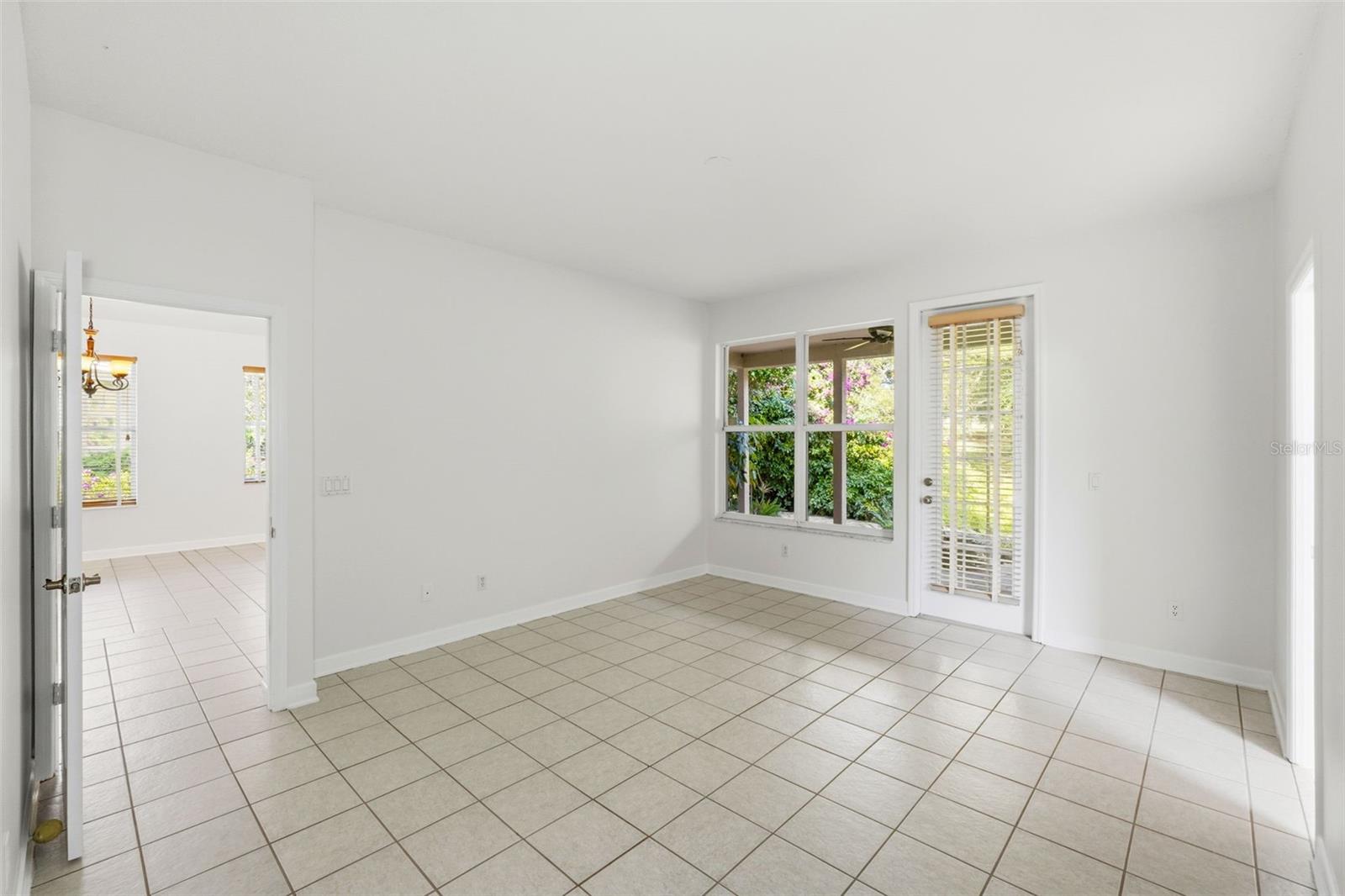 HAWKSNEST - Residential