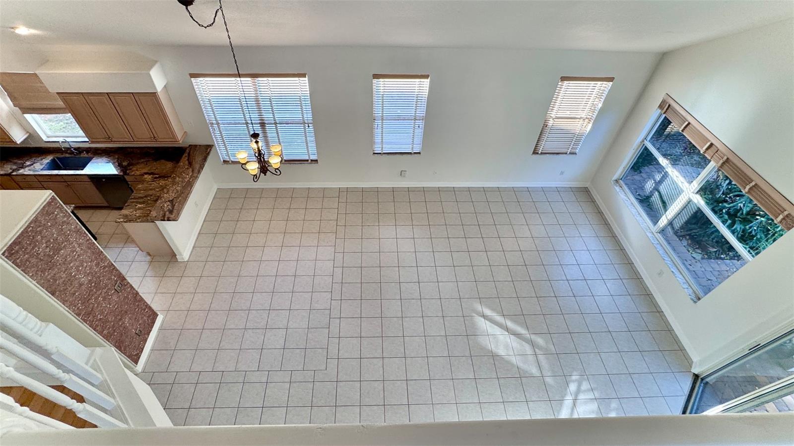 HAWKSNEST - Residential