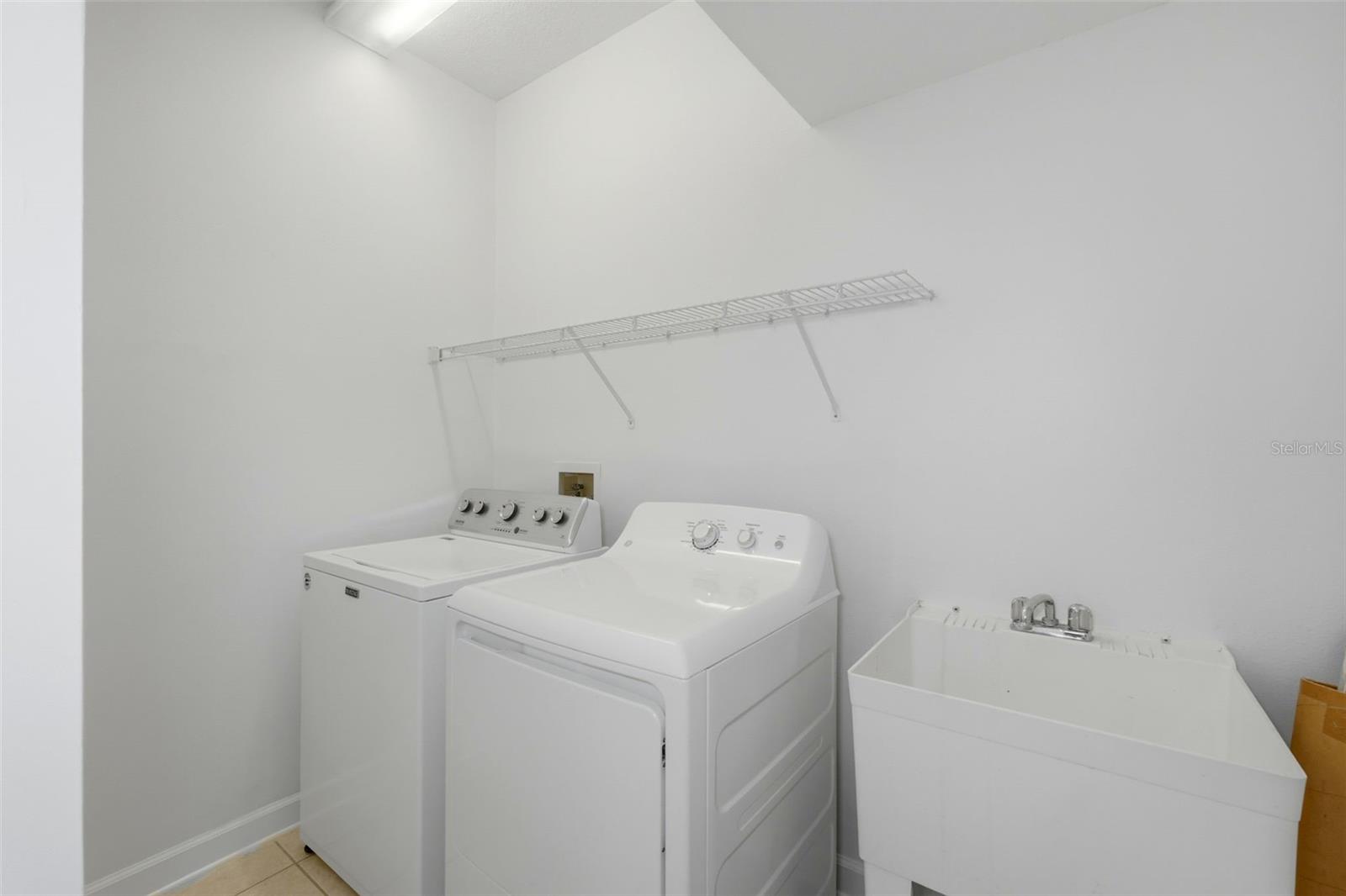 HAWKSNEST - Residential