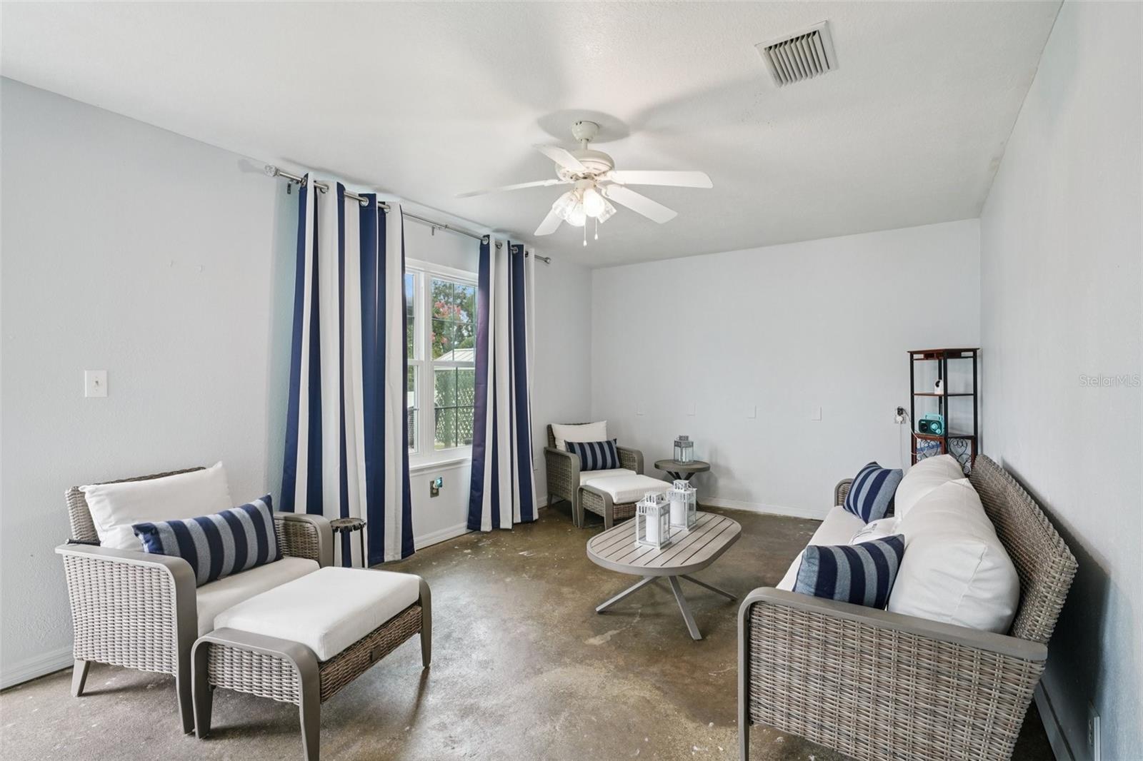 PARKSIDE SOUTH - Residential