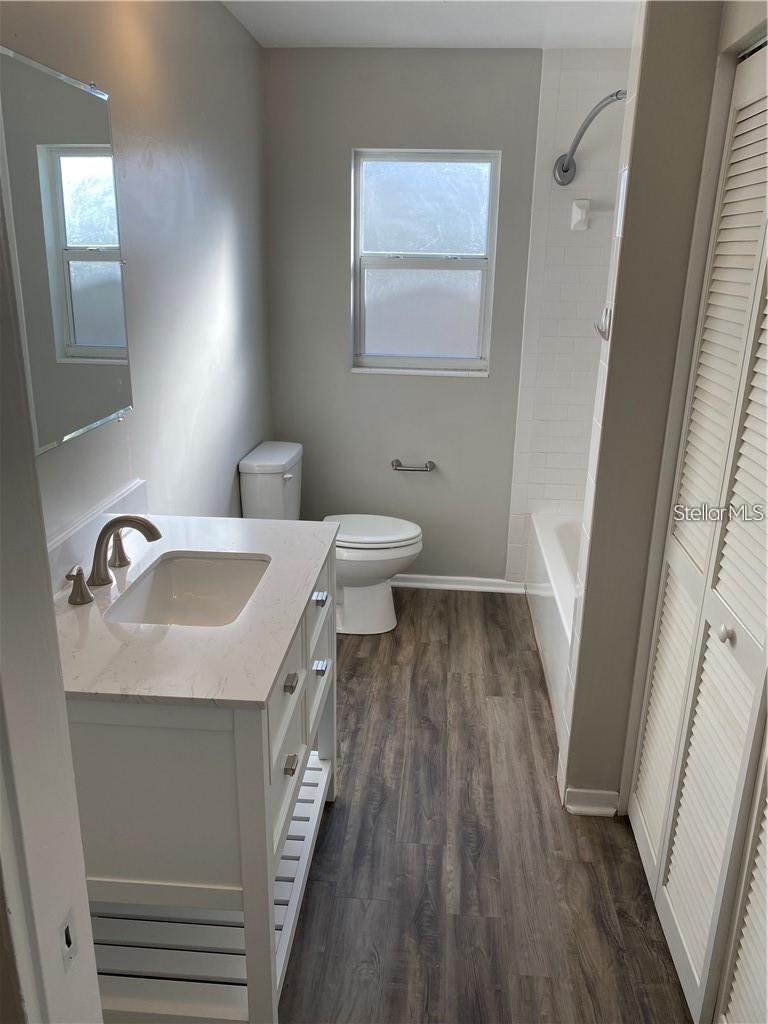 GULF GATE - Residential Lease