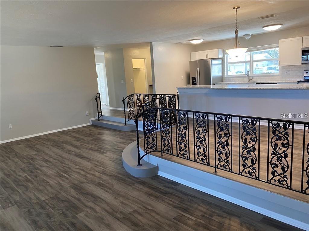 GULF GATE - Residential Lease