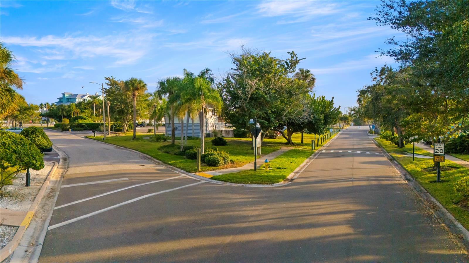 ISLAND RESORT AT MARINERS CLUB - Residential