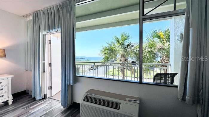 ISLAND RESORT AT MARINERS CLUB - Residential