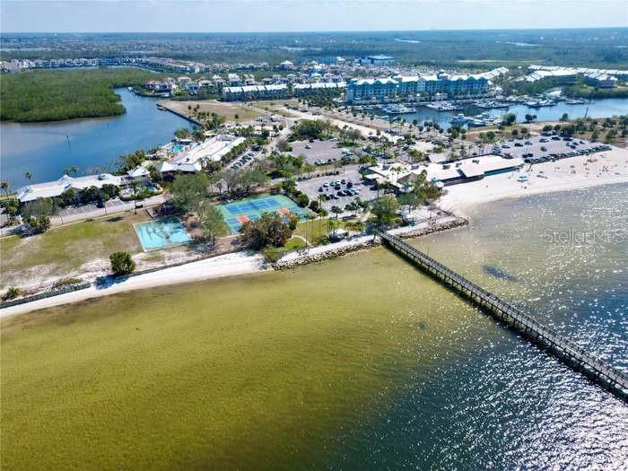 ISLAND RESORT AT MARINERS CLUB - Residential