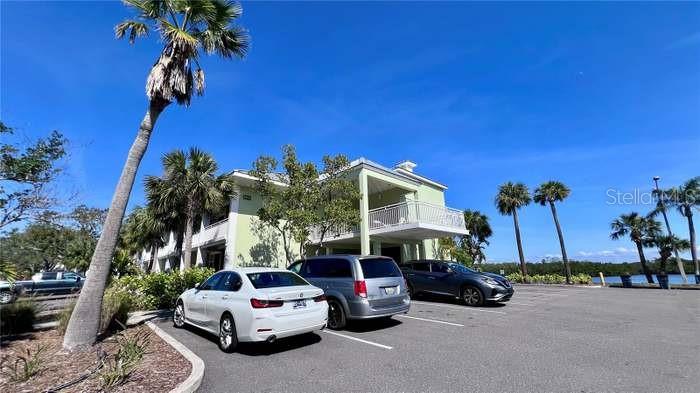 ISLAND RESORT AT MARINERS CLUB - Residential
