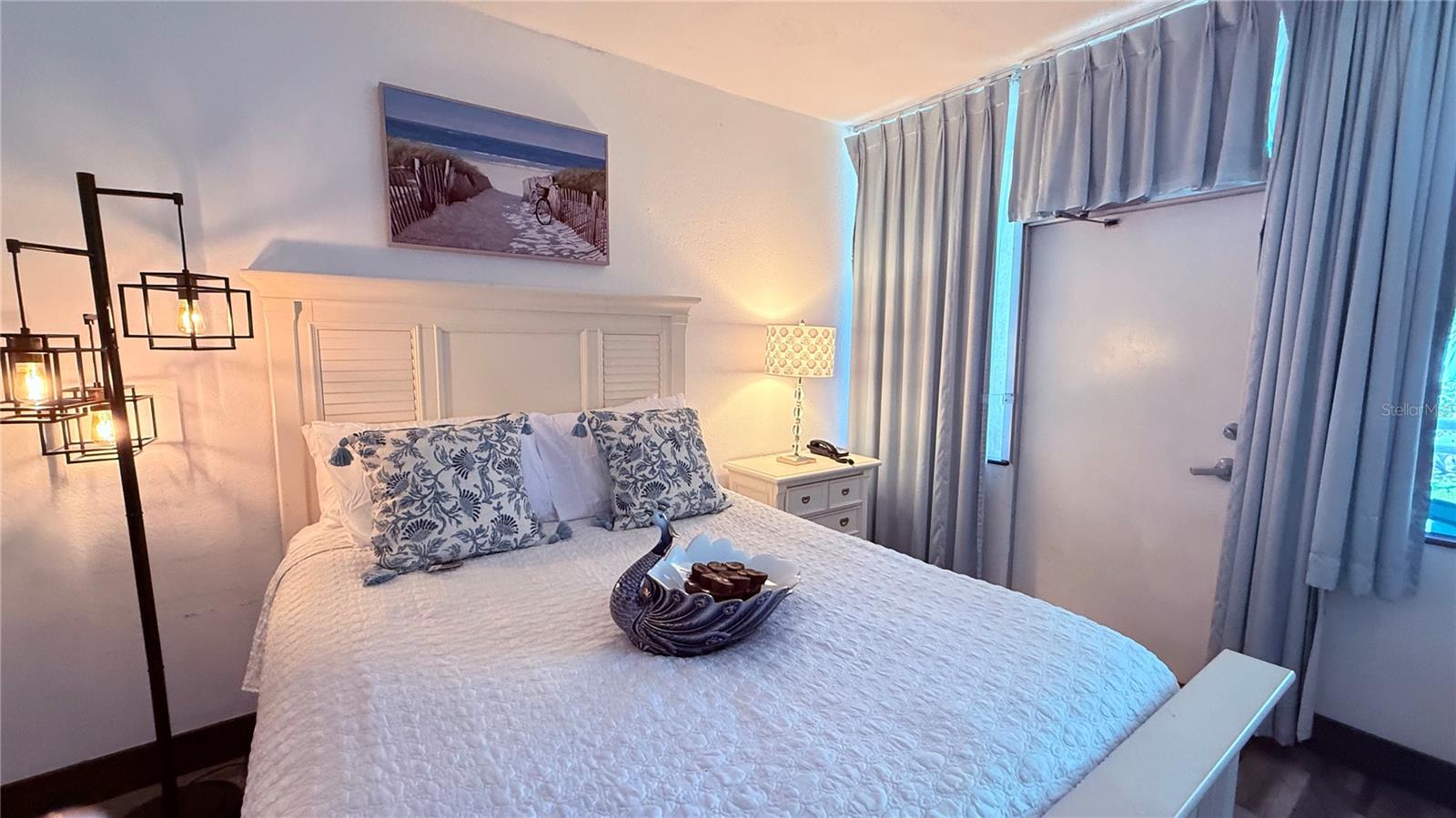 ISLAND RESORT AT MARINERS CLUB - Residential