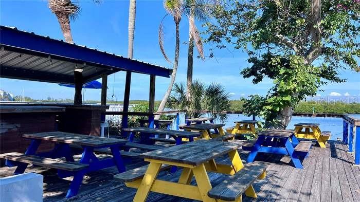 ISLAND RESORT AT MARINERS CLUB - Residential