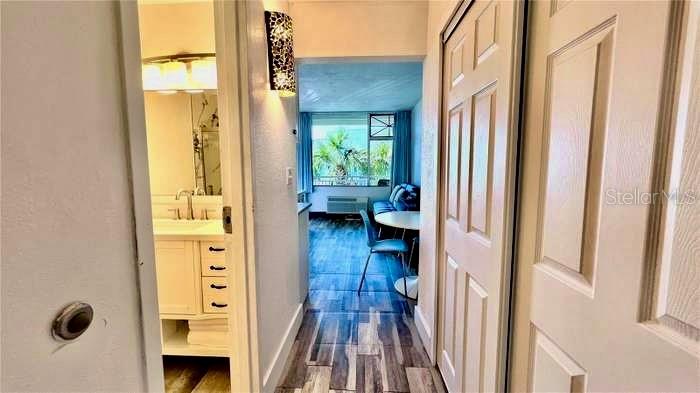 ISLAND RESORT AT MARINERS CLUB - Residential