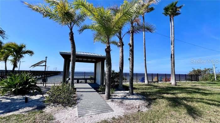 ISLAND RESORT AT MARINERS CLUB - Residential