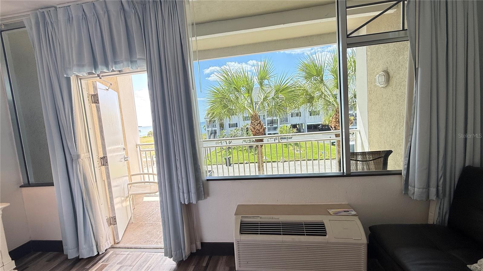 ISLAND RESORT AT MARINERS CLUB - Residential